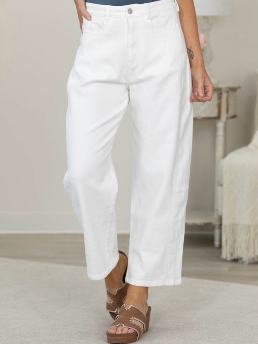 Women's Straight Leg White Jeans - High Waist Casual